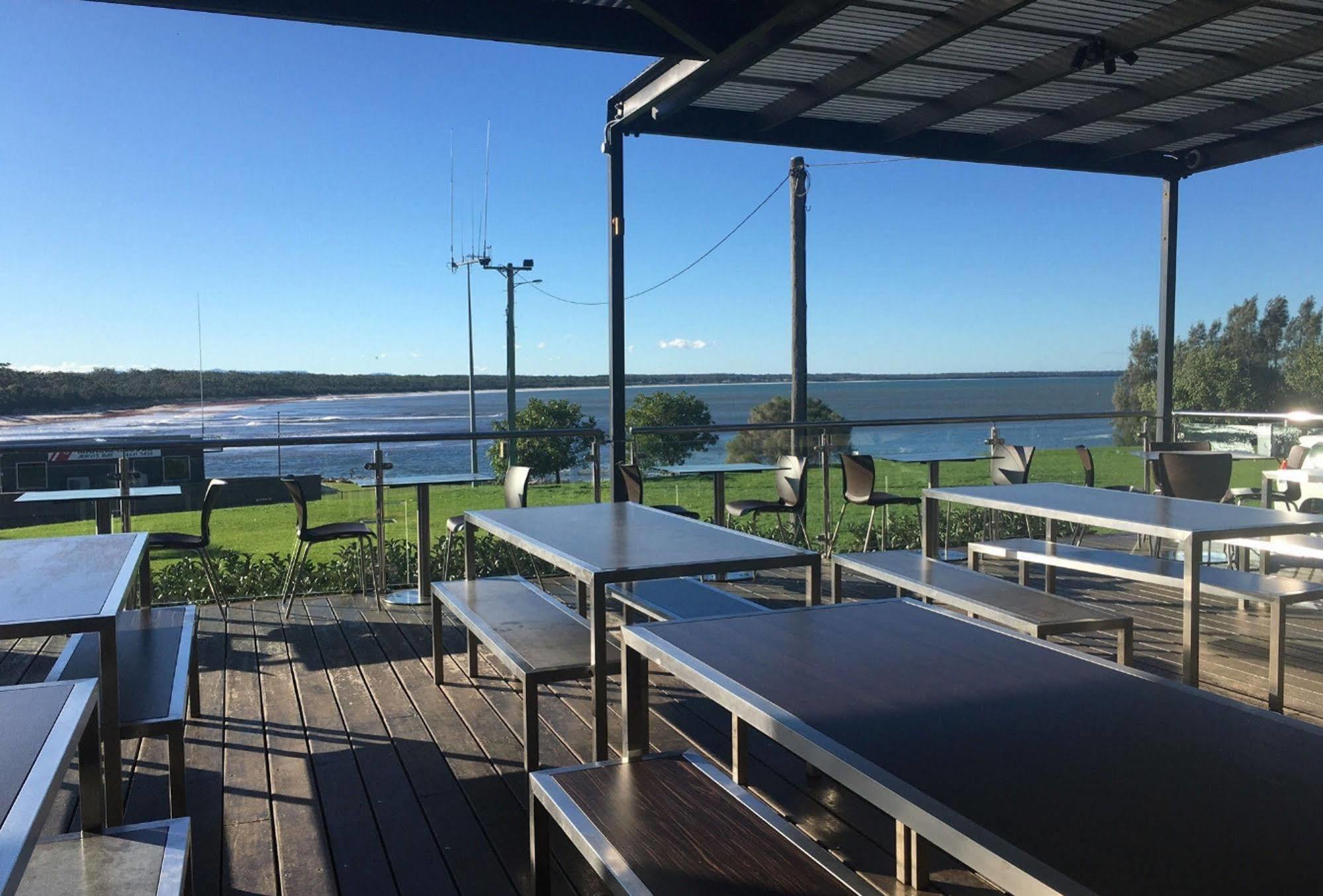 Huskisson Hotel Exterior photo